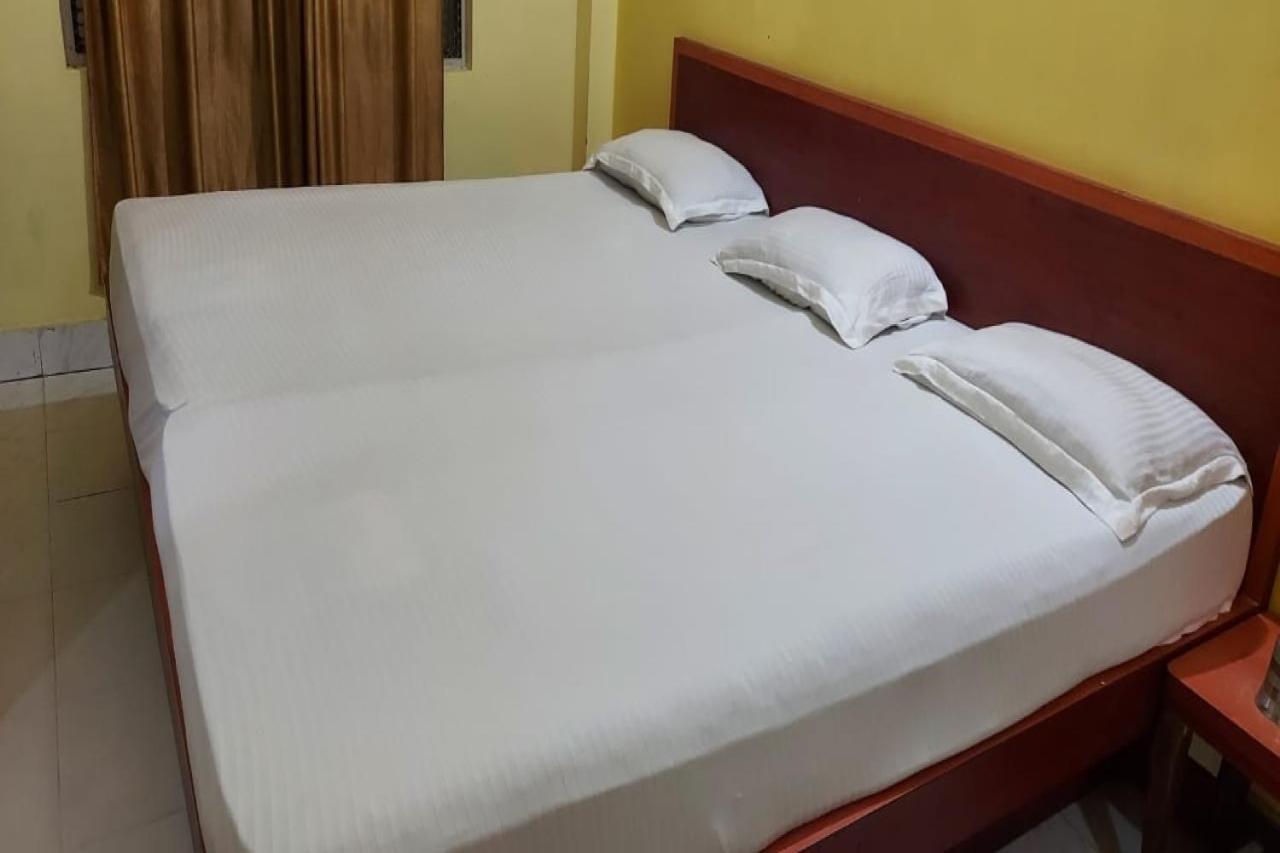 Spot On 73926 Hotel Anjanaa 푸리 외부 사진